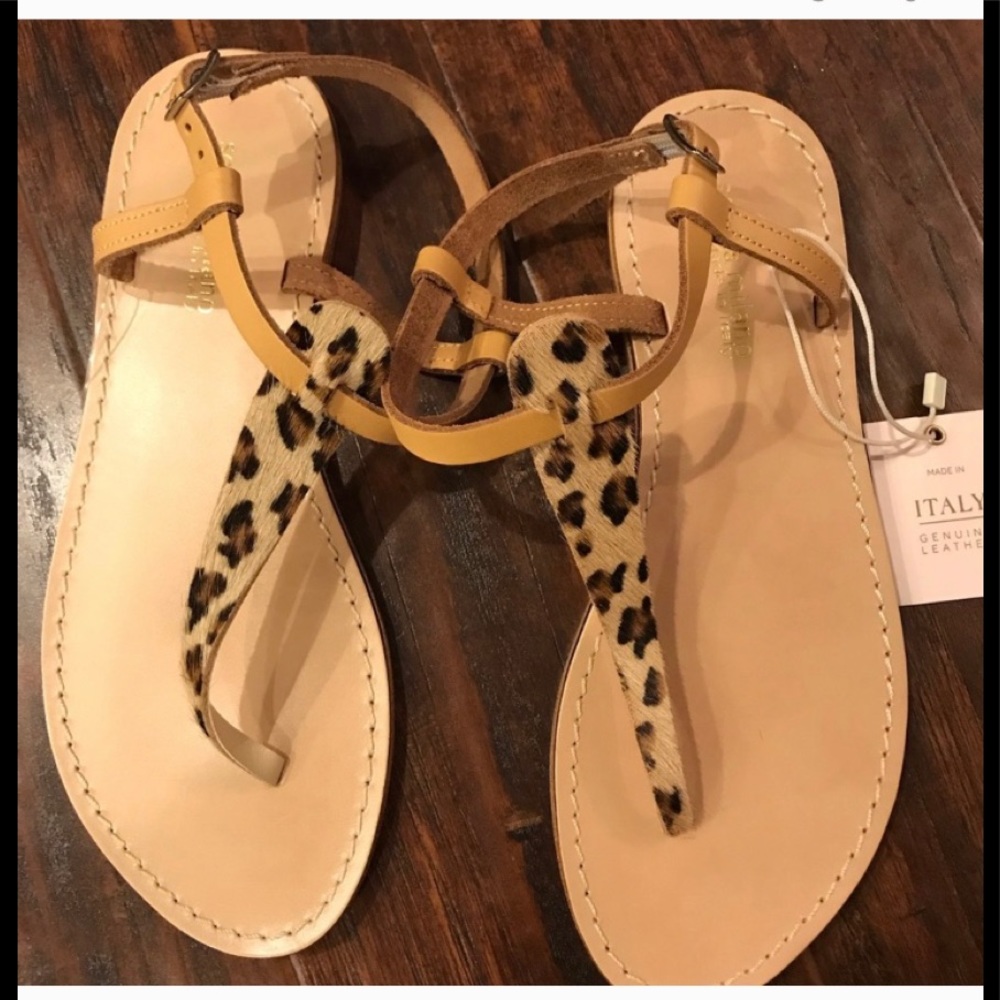 NWOT Sophia Milano leopard print/camel flat sandal